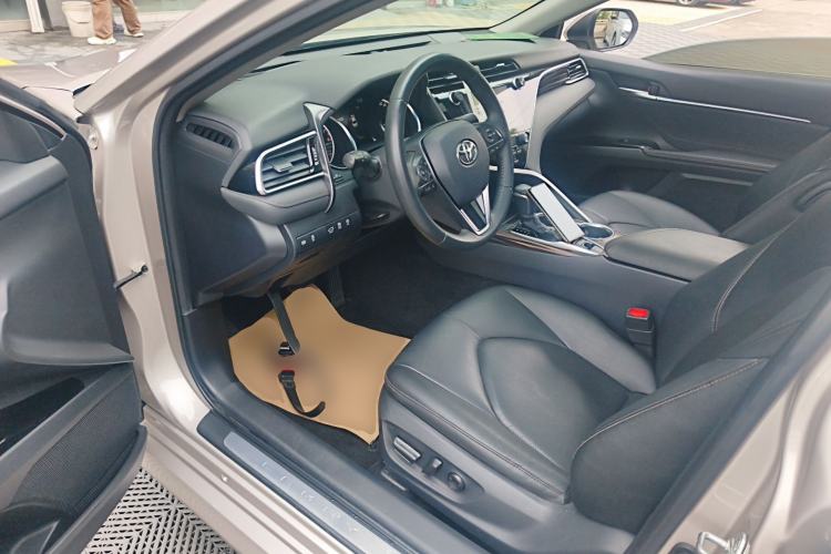 Used Toyota Camry 2019 Revised Version 2.0G Luxury Edition Driver Seat