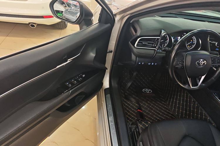 Used Toyota Camry 2019 2.5G Luxury Edition China VI Standard Driver Seat