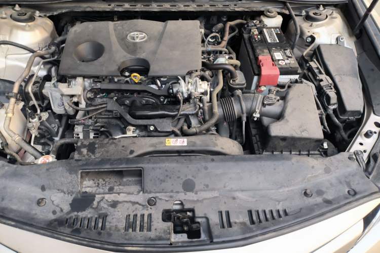 Used Toyota Camry 2019 Revised Version 2.0G Luxury Edition Engine Bay