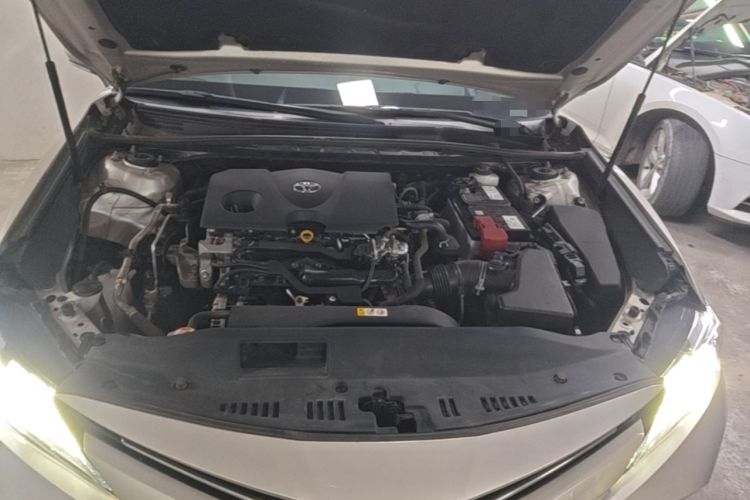 Used Toyota Camry 2019 Revised Version 2.0G Luxury Edition Engine Bay