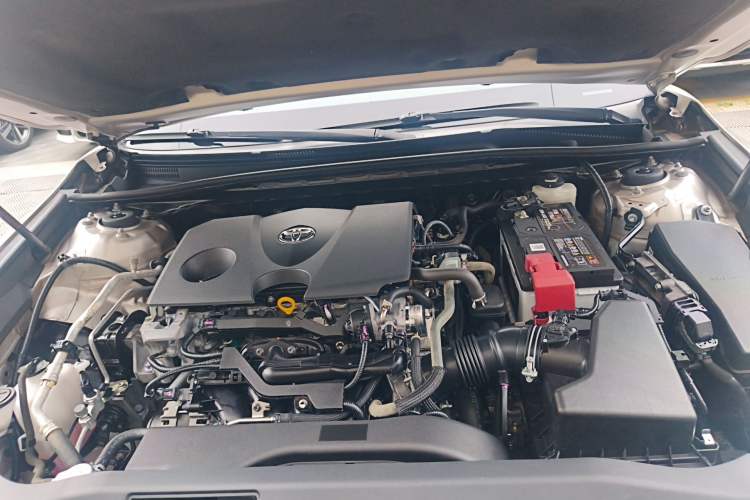 Used Toyota Camry 2019 Revised Version 2.0G Luxury Edition Engine Bay