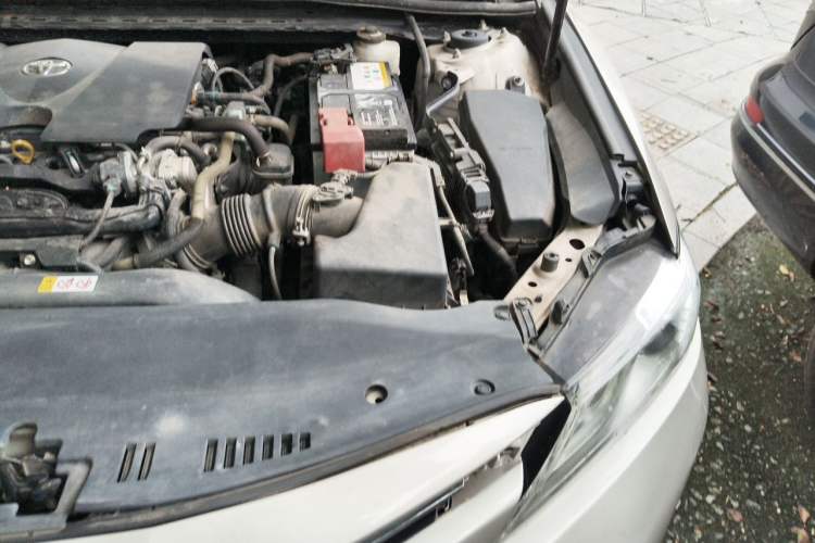 Used Toyota Camry 2019 Revised Version 2.0G Luxury Edition Engine Bay Left