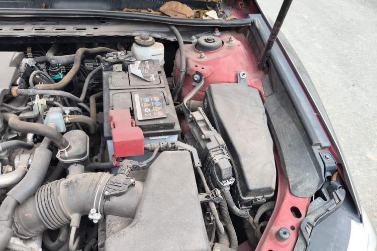 Used Toyota Camry 2019 2.5S FENGSHANG Version China VI Standard Engine Bay Left