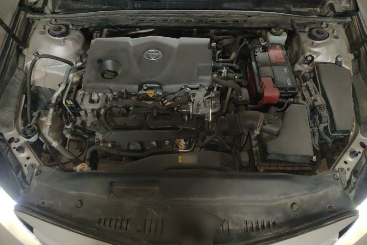 Used Toyota Camry 2019 2.5G Luxury Edition China V Standard Engine Bay