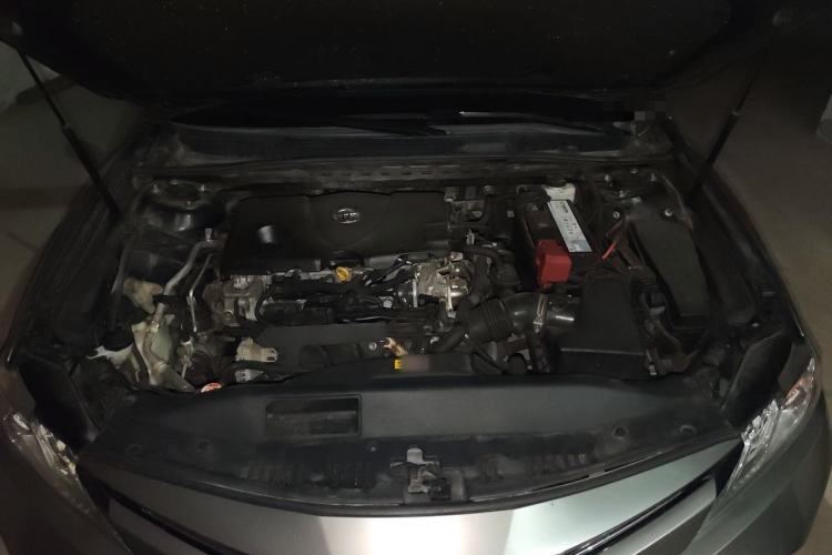Used Toyota Camry 2019 2.5G Luxury Edition China VI Standard Engine Bay