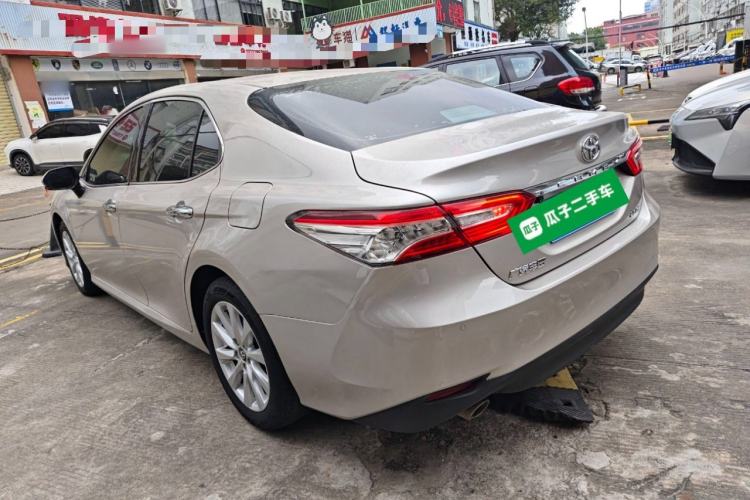 Used Toyota Camry 2019 Revised Version 2.0G Luxury Edition Exterior 2