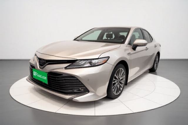 Ojetý Toyota Camry 2019 Dual-Engine 2.5 HG Luxury Edition China VI Standard
