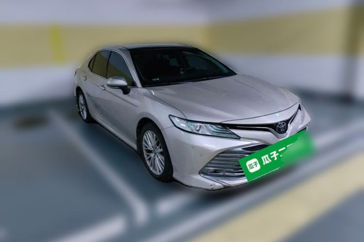 Used Toyota Camry 2019 Revised Version 2.5G Luxury Edition Front Right 45 Deg