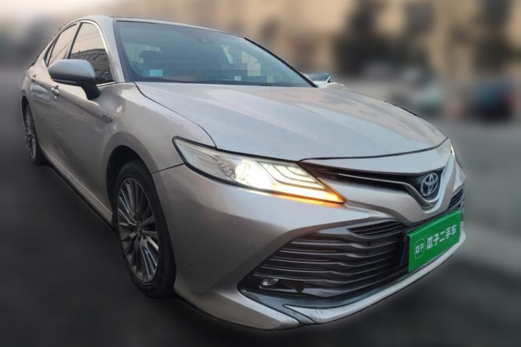 Used Toyota Camry 2019 Dual-Engine 2.5 HG Luxury Edition China V Standard Front Right 45 Deg