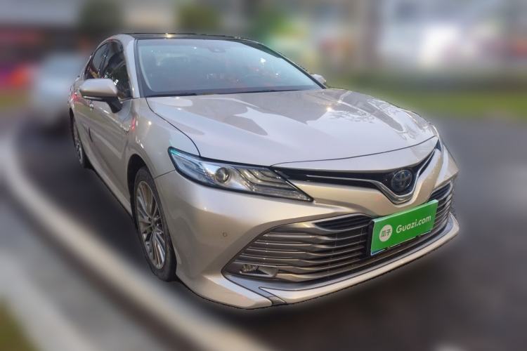 Used Toyota Camry 2019 Dual-Engine 2.5 HG Luxury Edition China VI Standard Front Right 45 Deg