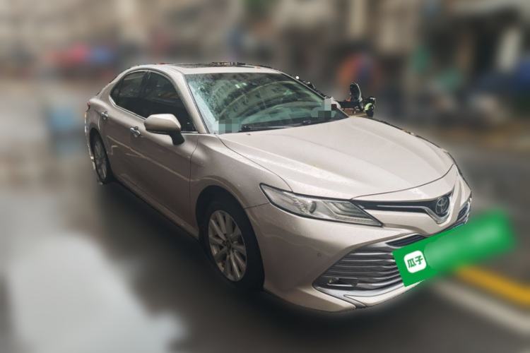 Used Toyota Camry 2019 2.0G Luxury Edition China VI Standard Front Right 45 Deg