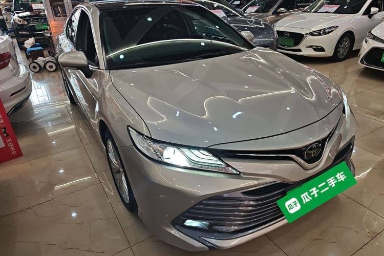 Used Toyota Camry 2019 2.5G Luxury Edition China VI Standard Front Right 45 Deg