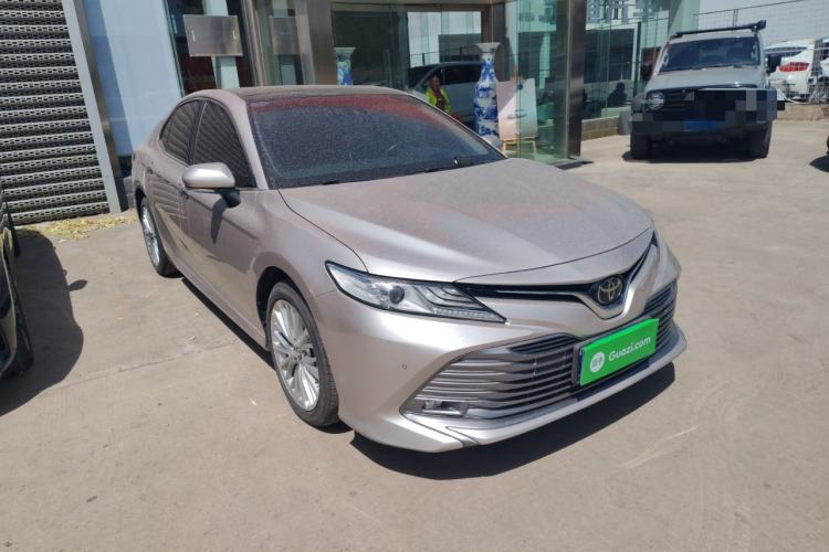 Used Toyota Camry 2019 Revised Version 2.5G Luxury Edition Front Right 45 Deg