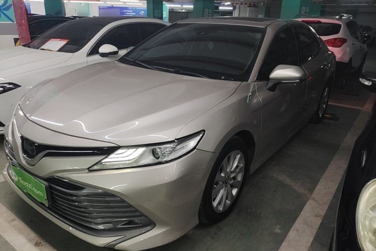 Used Toyota Camry 2019 Revised Version 2.0G Luxury Edition Guazi used car, China used car export, Used car for sale, Used cars, Cheapest cars for sale
