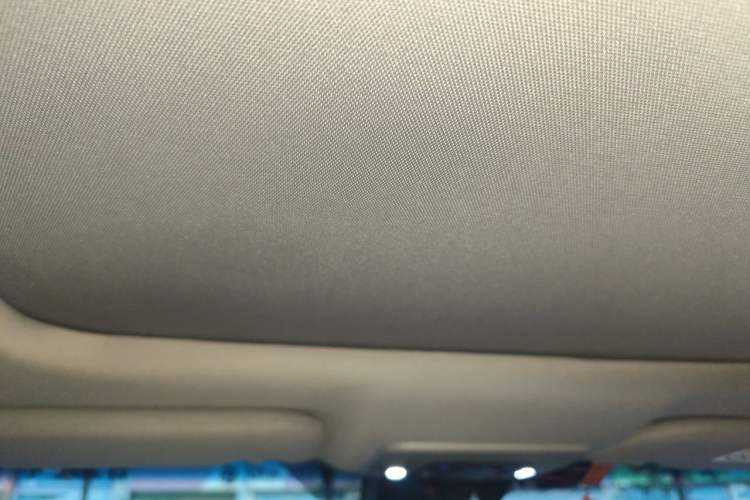 Used Toyota Camry 2019 Dual-Engine 2.5 HG Luxury Edition China VI Standard Headliner