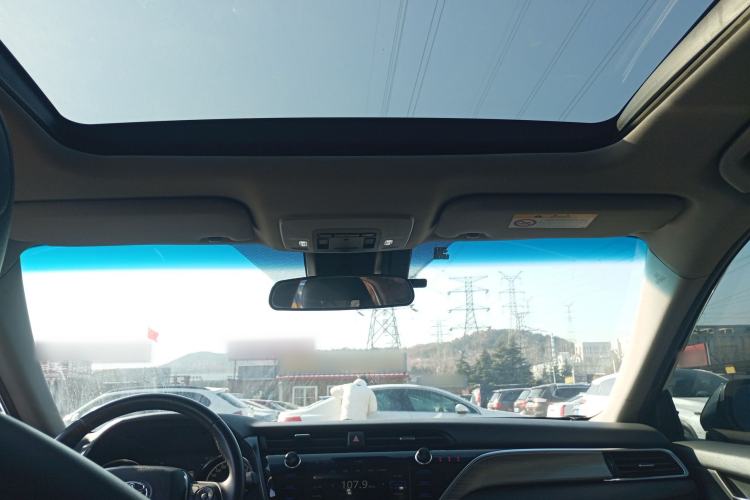 Used Toyota Camry 2019 Dual-Engine 2.5 HG Luxury Edition China VI Standard Headliner
