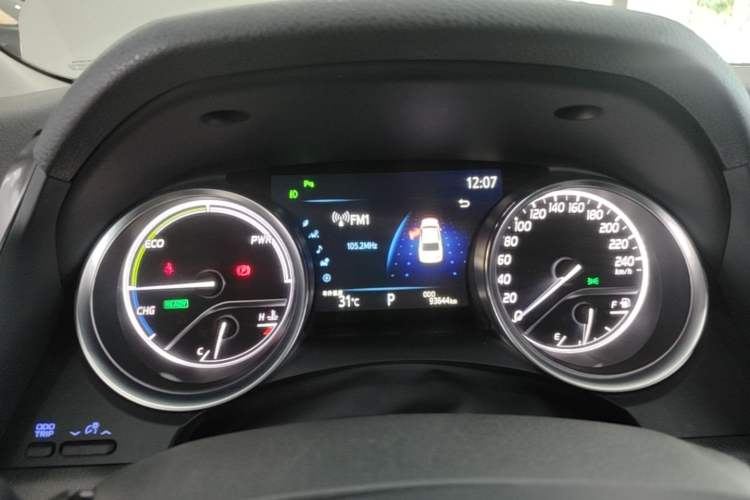 Used Toyota Camry 2019 Revised Version Dual-Engine 2.5 HG Luxury Edition Instrument Cluster
