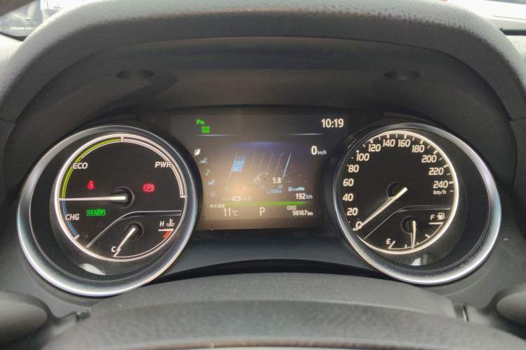 Used Toyota Camry 2019 Revised Version Dual-Engine 2.5 HG Luxury Edition Instrument Cluster