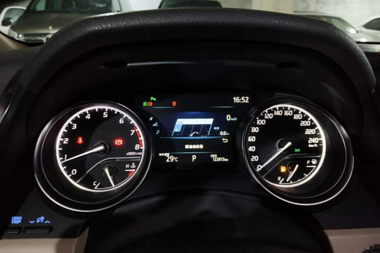 Used Toyota Camry 2019 Revised Version 2.0G Luxury Edition Instrument Cluster
