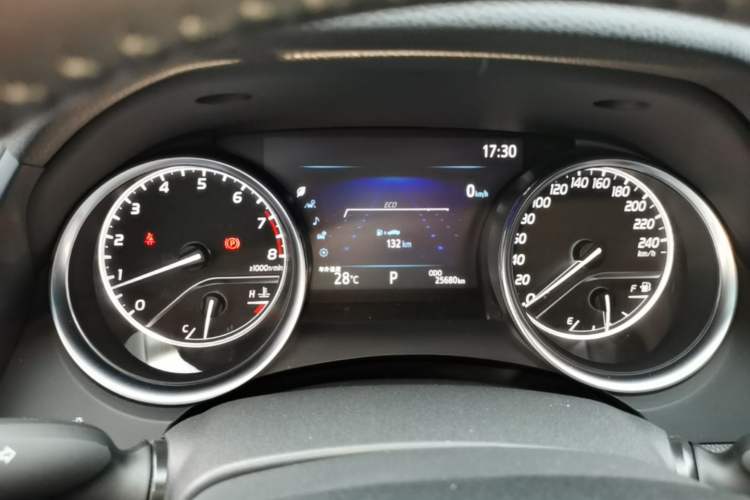 Used Toyota Camry 2019 2.5G Luxury Edition China VI Standard Instrument Cluster