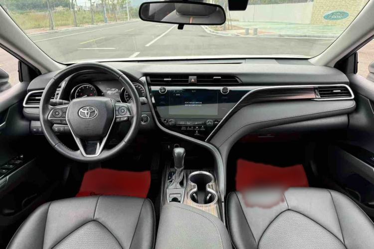Used Toyota Camry 2019 Revised Version 2.0G Luxury Edition Interior 3