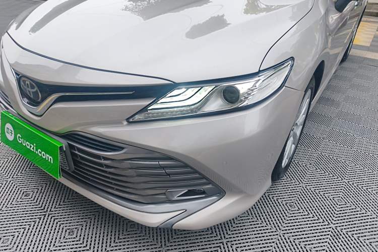 Used Toyota Camry 2019 Revised Version 2.0G Luxury Edition Left Front Headlight