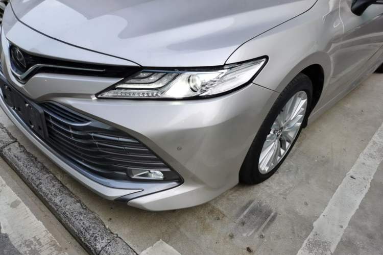 Used Toyota Camry 2019 2.5G Luxury Edition China VI Standard Left Front Headlight
