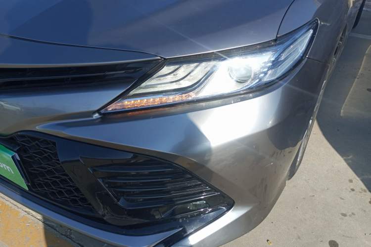 Used Toyota Camry 2019 Dual-Engine 2.5 HG Luxury Edition China VI Standard Left Front Headlight