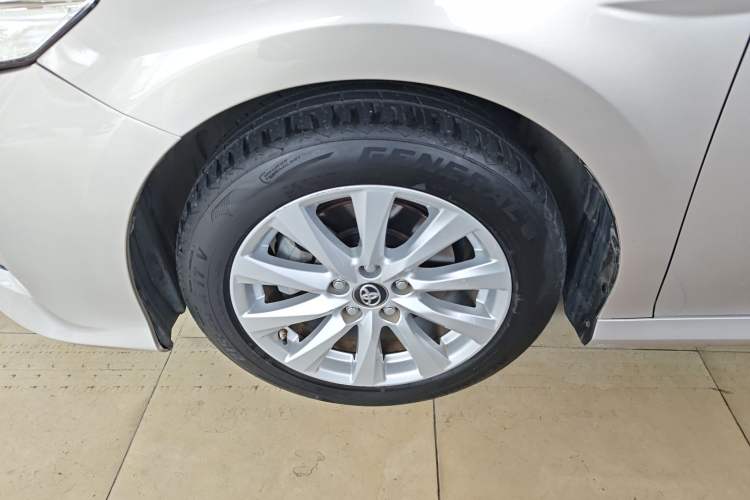 Used Toyota Camry 2019 2.0G Luxury Edition China VI Standard Left Front Wheel Hub