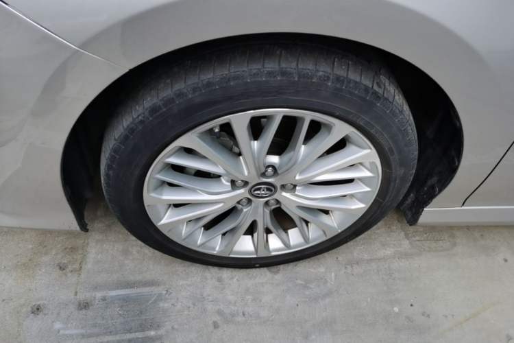 Used Toyota Camry 2019 2.5G Luxury Edition China VI Standard Left Front Wheel Hub