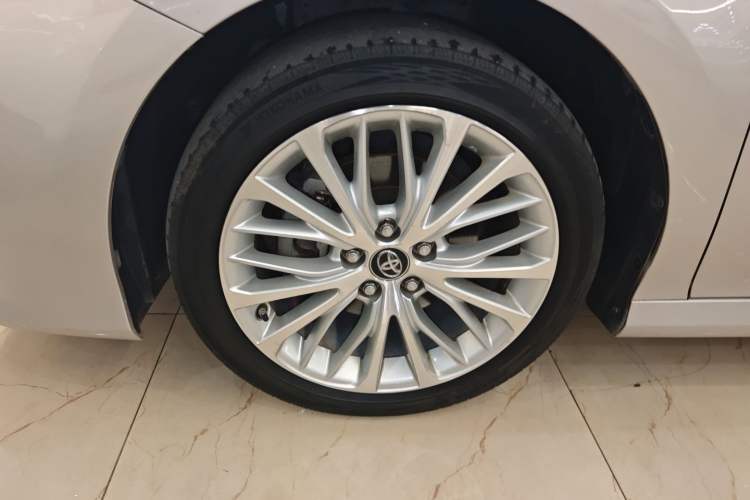 Used Toyota Camry 2019 2.5G Luxury Edition China VI Standard Left Front Wheel Hub