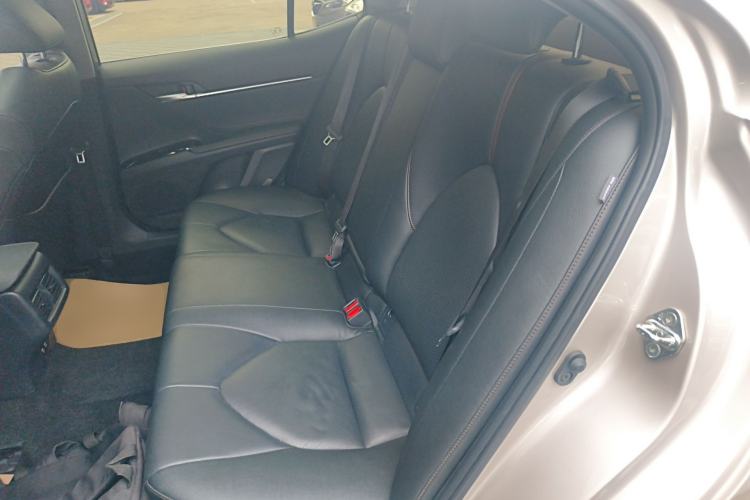 Used Toyota Camry 2019 Revised Version 2.0G Luxury Edition Left Rear Seat
