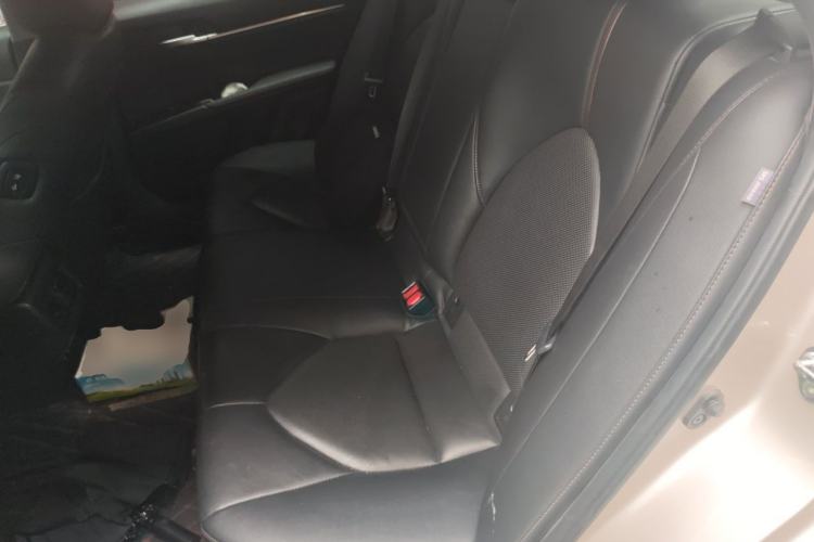 Used Toyota Camry 2019 2.0G Luxury Edition China VI Standard Left Rear Seat