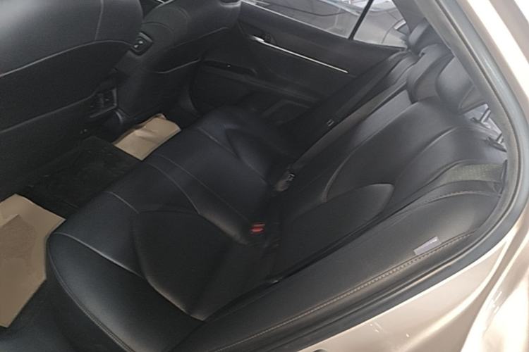 Used Toyota Camry 2019 2.0G Luxury Edition China VI Standard Left Rear Seat