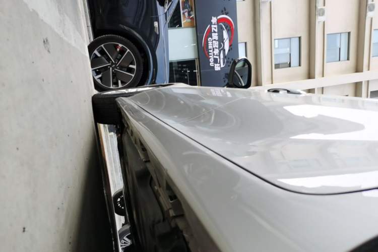 Used Toyota Camry 2019 2.5G Luxury Edition China VI Standard Left Side Sill