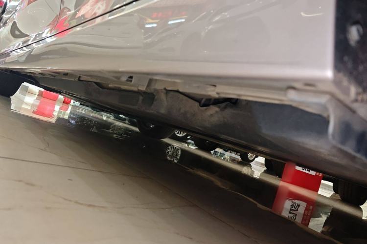 Used Toyota Camry 2019 2.5G Luxury Edition China VI Standard Left Side Sill