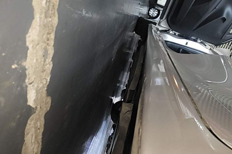 Used Toyota Camry 2019 2.0G Luxury Edition China VI Standard Left Side Sill