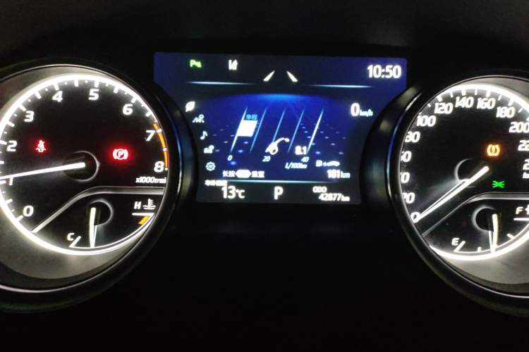 Used Toyota Camry 2019 Revised Version 2.5G Luxury Edition Odometer Close Up