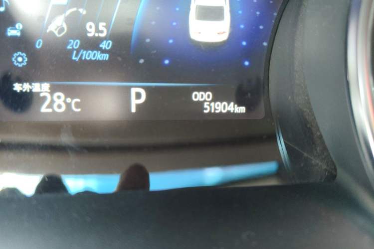 Used Toyota Camry 2019 2.5G Luxury Edition China VI Standard Odometer Close Up