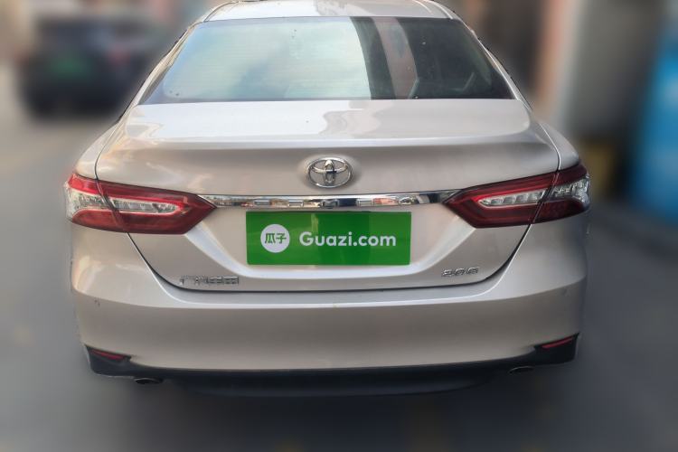 Used Toyota Camry 2019 Revised Version 2.0G Luxury Edition Rear