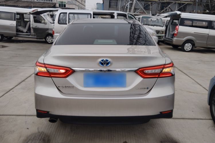 Used Toyota Camry 2019 Revised Version Dual-Engine 2.5 HG Luxury Edition Rear