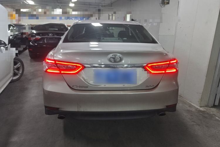 Used Toyota Camry 2019 Revised Version 2.0G Luxury Edition Rear