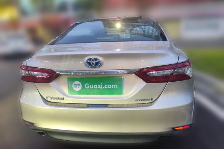 Used Toyota Camry 2019 Dual-Engine 2.5 HG Luxury Edition China VI Standard Rear