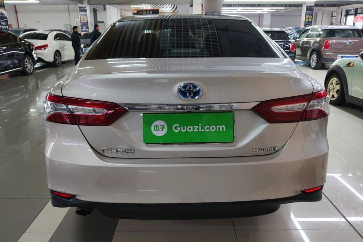 Used Toyota Camry 2019 Dual-Engine 2.5 HG Luxury Edition China VI Standard Rear