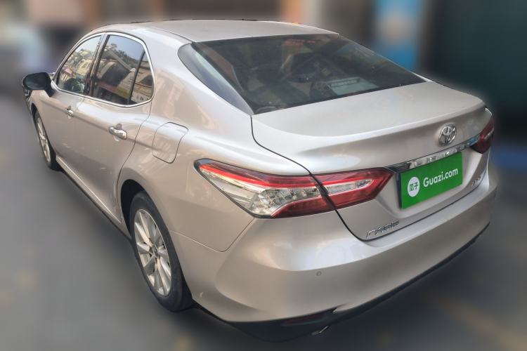 Used Toyota Camry 2019 Revised Version 2.0G Luxury Edition Rear Left 45 Deg