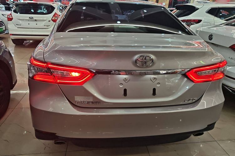 Used Toyota Camry 2019 2.5G Luxury Edition China VI Standard Rear