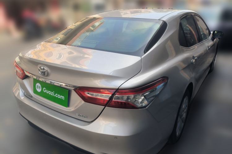 Used Toyota Camry 2019 Revised Version 2.0G Luxury Edition Rear Right 45 Deg