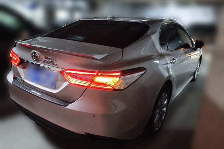 Used Toyota Camry 2019 Revised Version 2.0G Luxury Edition Rear Right 45 Deg