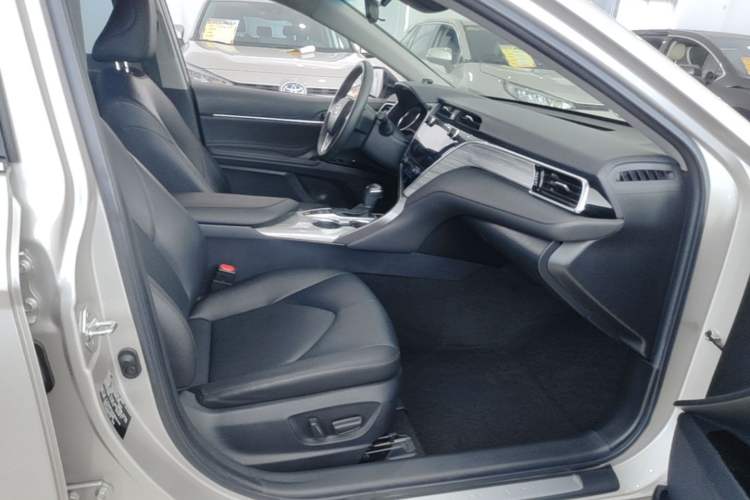 Used Toyota Camry 2019 Revised Version Dual-Engine 2.5 HG Luxury Edition Right Front Seat