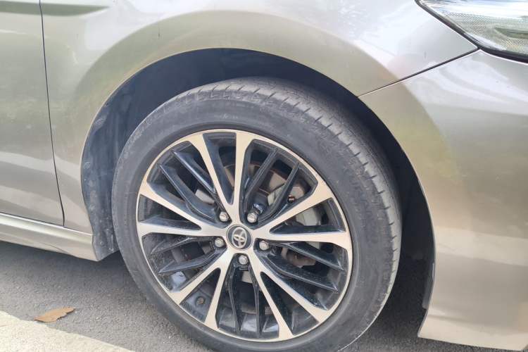 Used Toyota Camry 2019 2.5S FENGSHANG Version China VI Standard Right Front Wheel Hub
